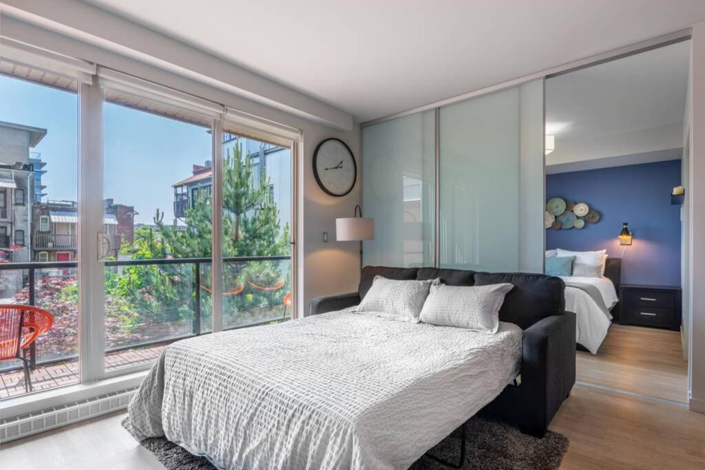 Clean 3Rd Floor Executive 1 Bedroom Apt In Old Town China Town Victoria Ngoại thất bức ảnh